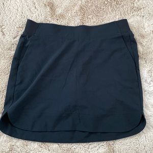 Cypress Club Skort with Pockets in Black - size medium